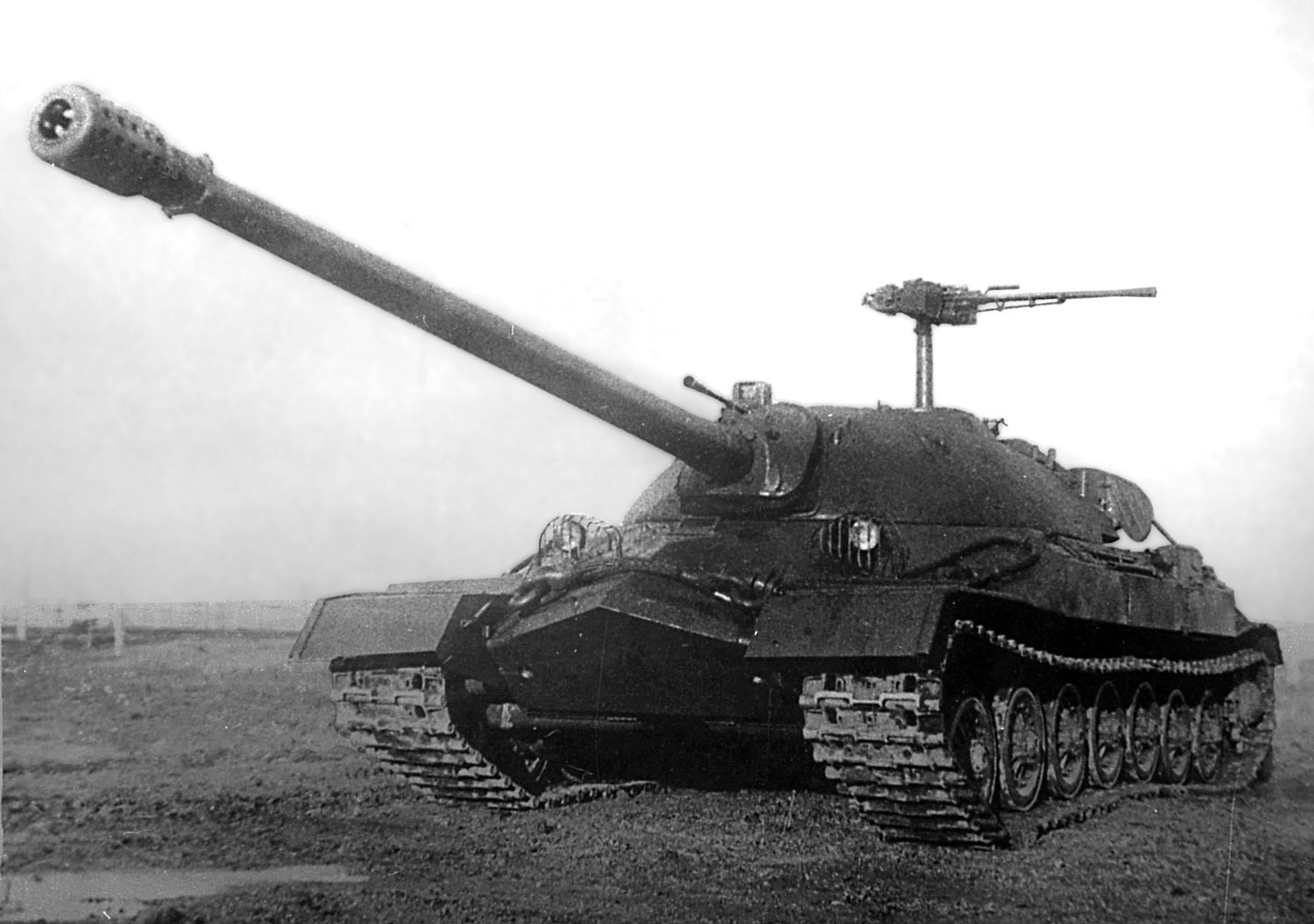 Ис ут. Танк ИС-7. Тяжелые танки СССР ис7. ИС-7 тяжёлый танк. ИС 7 Калибр пушки.
